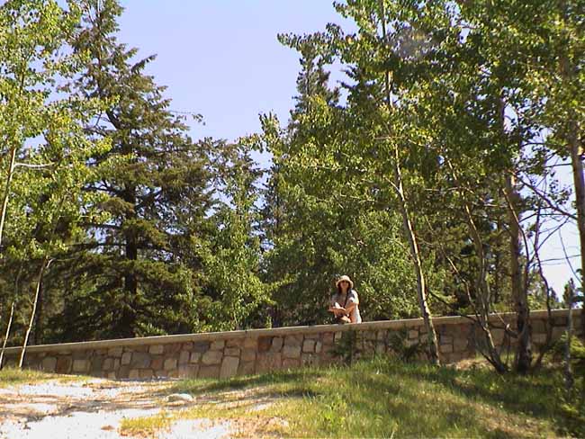 overlook-to-maligne-lake-04