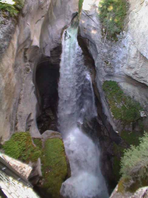 maligne-canyon-08