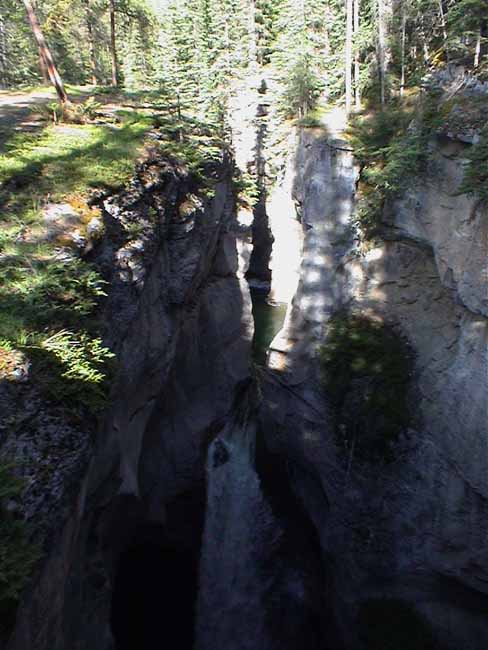 maligne-canyon-09