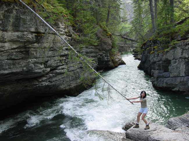 maligne-canyon-16